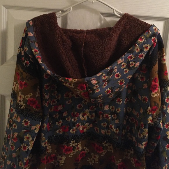 Oversized lined jacket with hood - Picture 6 of 9